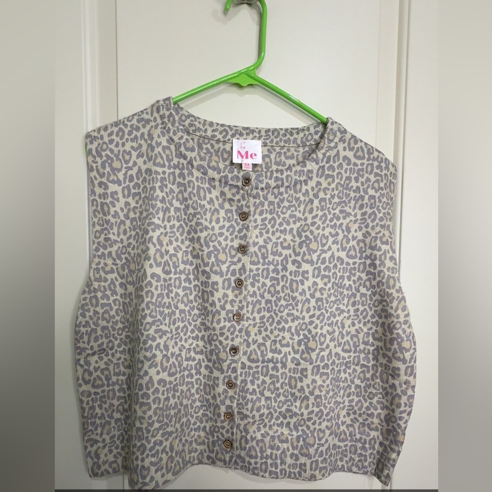 Leopard Print Button-Up Sweater Vest Top